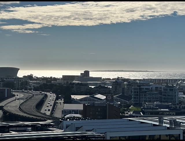 1 BEDROOM APARTMENT FOR SALE IN CAPE TOWN CITY CENTRE